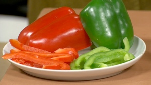Canada AM nutrition expert Leslie Beck reveals how to colour code foods to get the most nutrition.