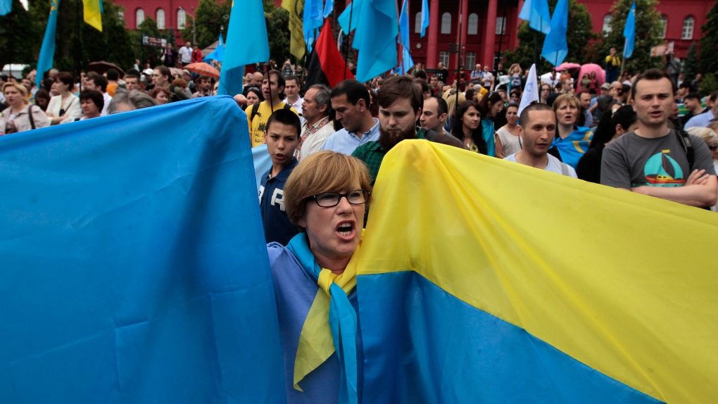 Ukraine rally over Crimean deportation of Tatars
