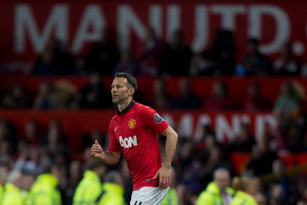 Ryan Giggs plays for Manchester United