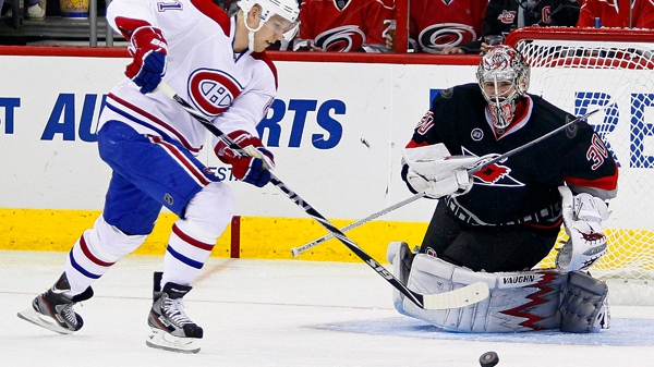 Lars Ellers put the Canadiens back in action during the second period (Nov. 23, 2011)(AP Photo/Karl B DeBlaker)