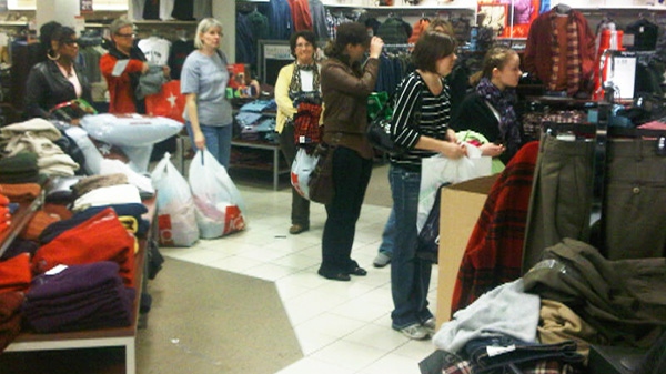 Black Friday shoppers wait in line to purchase sale items at the Galleria Mall in Buffalo, N.Y., on Friday, Nov. 25, 2011.  (Ashley Rowe / CTV News)