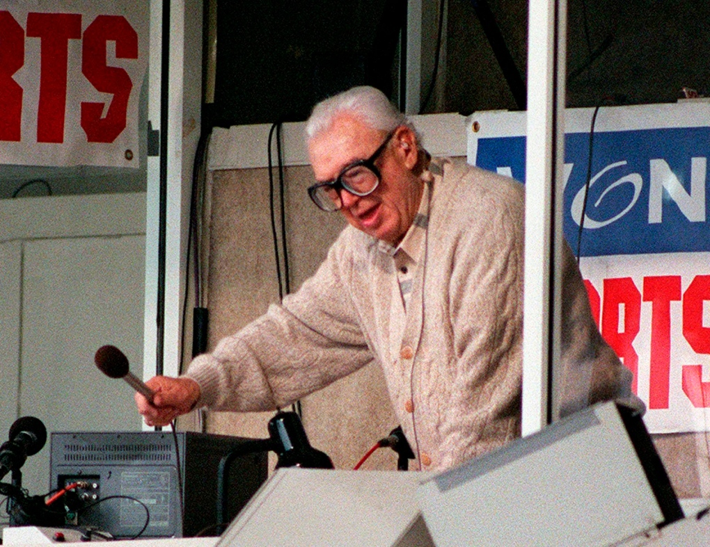 How Many Beers Did Harry Caray Drink In His Lifetime - Thrillist