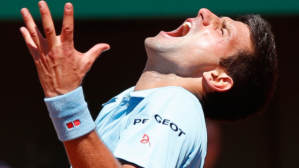 Novak Djokovic screams 