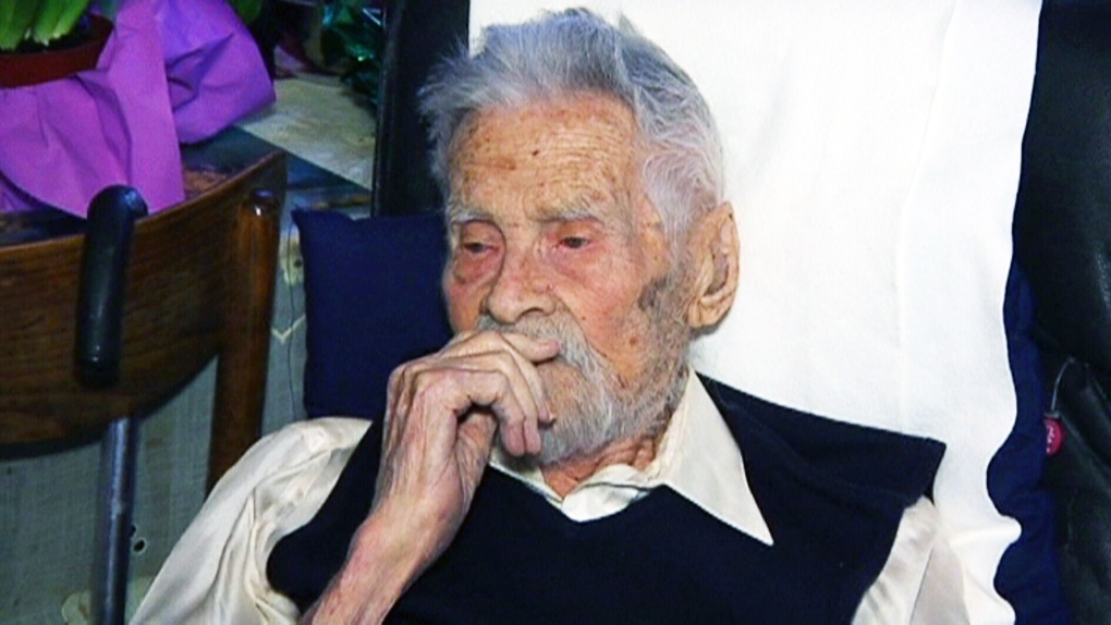 World's oldest man dies