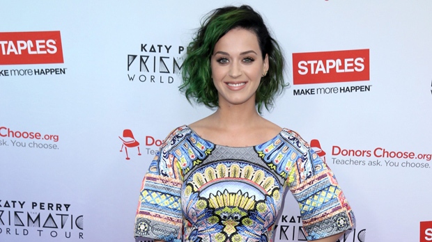 Katy Perry posts bizarre pizza costume video on Instagram | CTV News