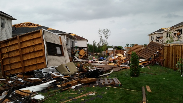 Tornado touches down in Angus, Ontario