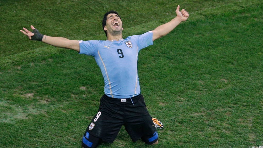 Uruguay defeats England at the World Cup