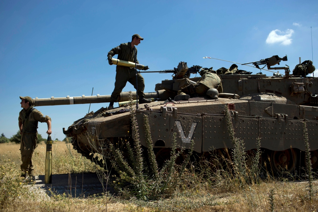 Israeli soldiers in Golan after teenager killed