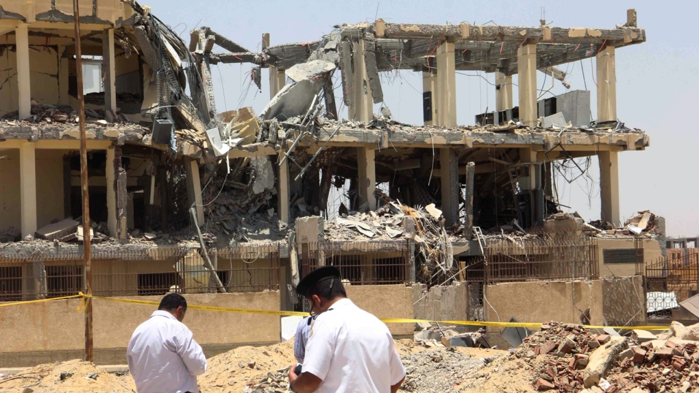 2 bombs explode in Egypt