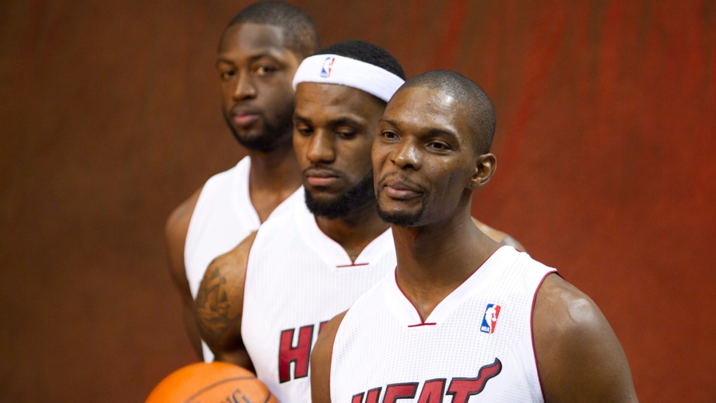 Bosh decides to stay with Heat