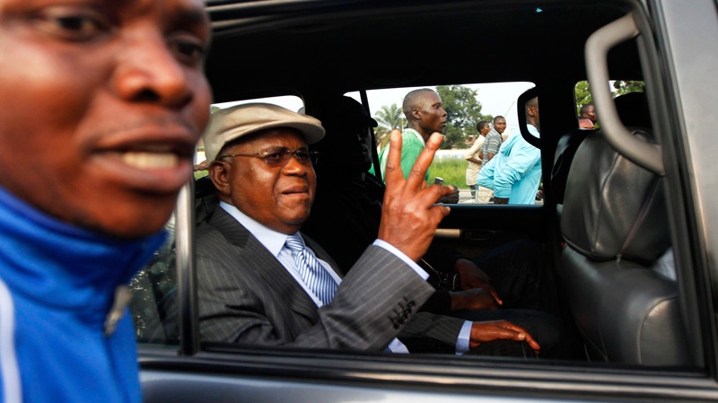 Congolese opposition candidate Etienne Tshisekedi waves as he goes to vote in his stronghold district of Masina in Kinshasa, Democratic Republic of Congo, Monday, Nov. 28, 2011. (AP / Jerome Delay)