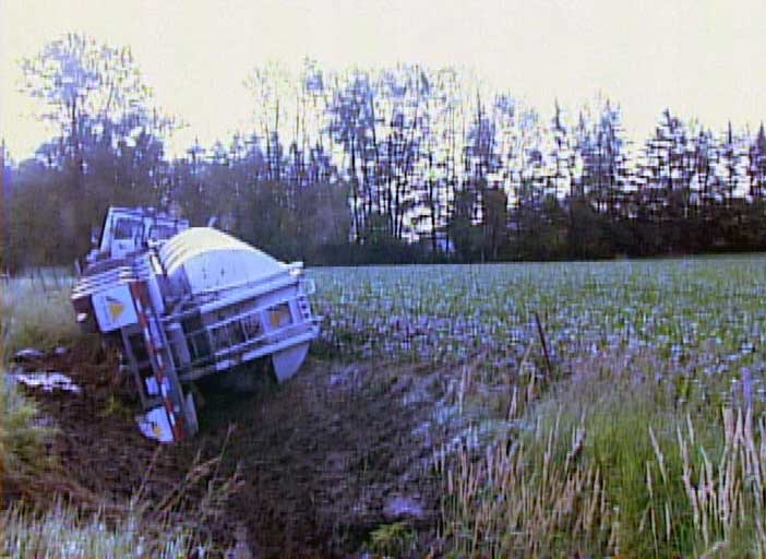 Truck in ditch near Ingersoll