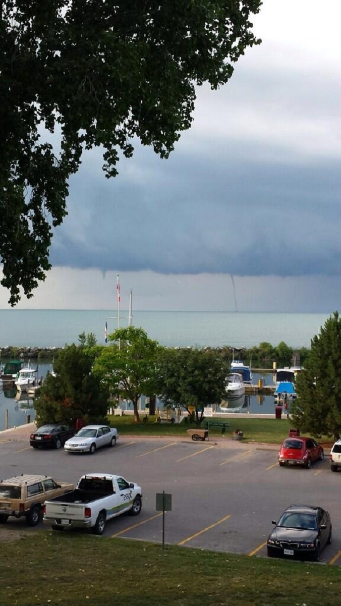 A waterspout rages over Lake Erie near Colchester, Ont., on Thursday, July 10, 2014. (Sacha Long/ CTV Windsor)