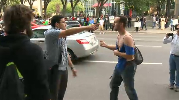 Argument during Israeli-Palestinian protest