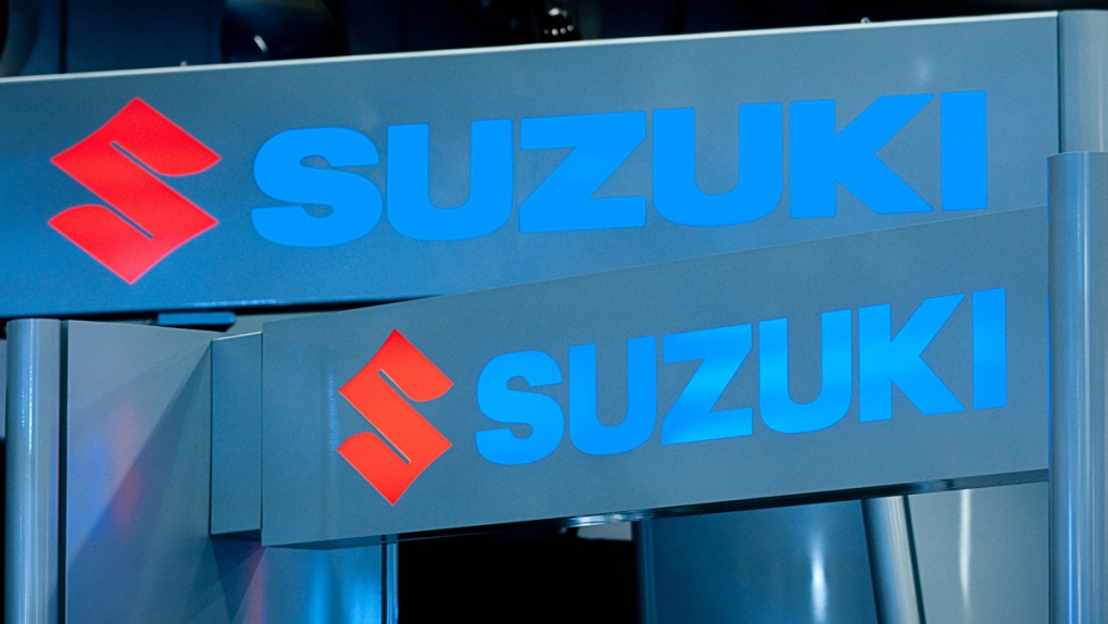 Suzuki signs