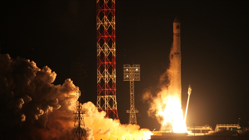 The Zenit-2SB rocket with Phobos-Grunt blasts off from its launch pad at the Cosmodrome Baikonur, Kazakhstan, Wednesday, Nov. 9, 2011. (AP Photo)
