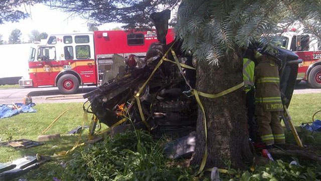 Leitrim Road crash (photo courtesy Ottawa Fire)