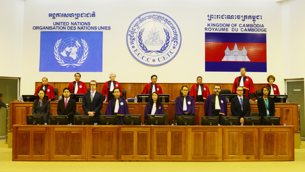 Two top Khmer Rouge leaders get life sentences