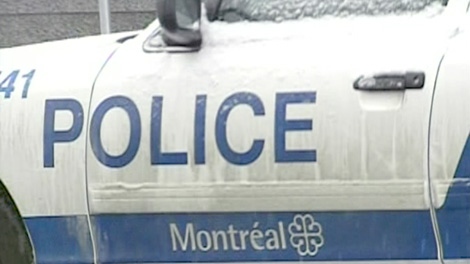 A retired Montreal police officer has been arrested for allegedly trying to sell information to the Mafia.