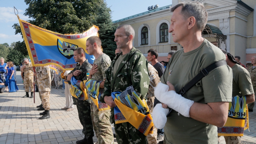 Ukraine battles continue as Kyiv urges diplomacy