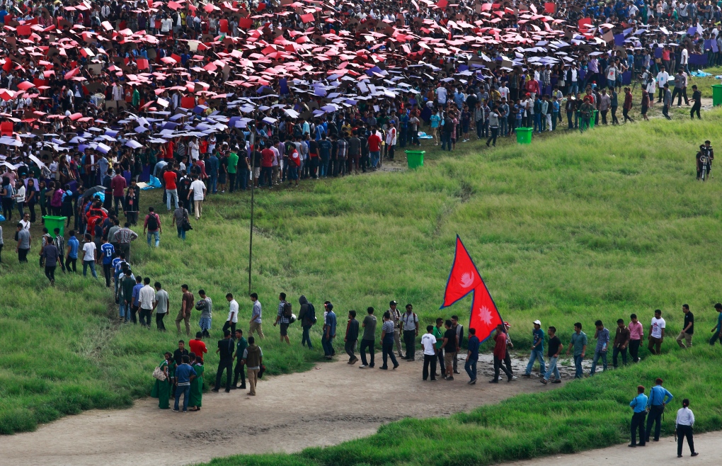 Nepalese try to set record for biggest human flag