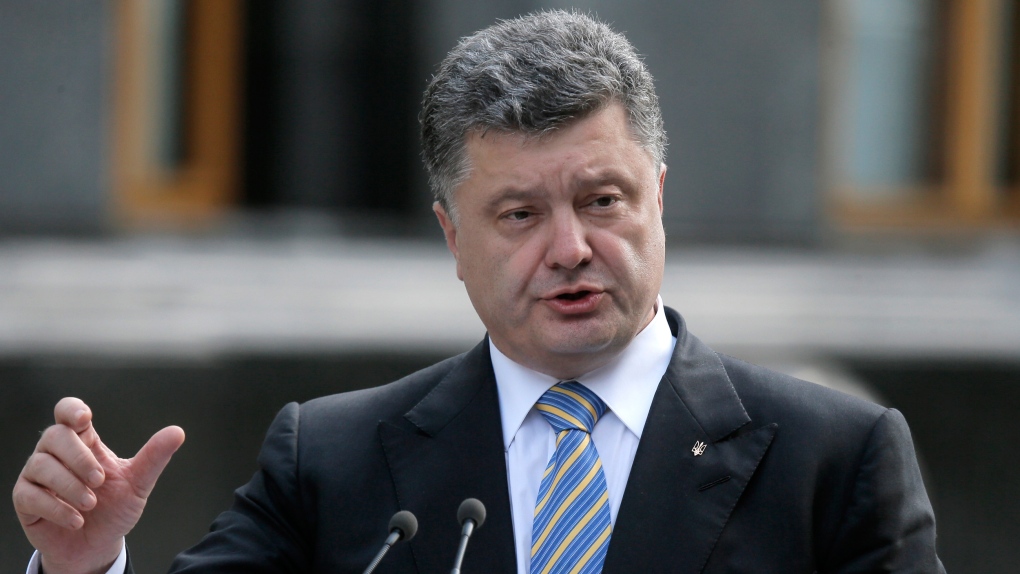 Ukraine president Poroshenko calls early elections