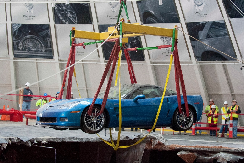 Corvette museum votes to fill sinkhole