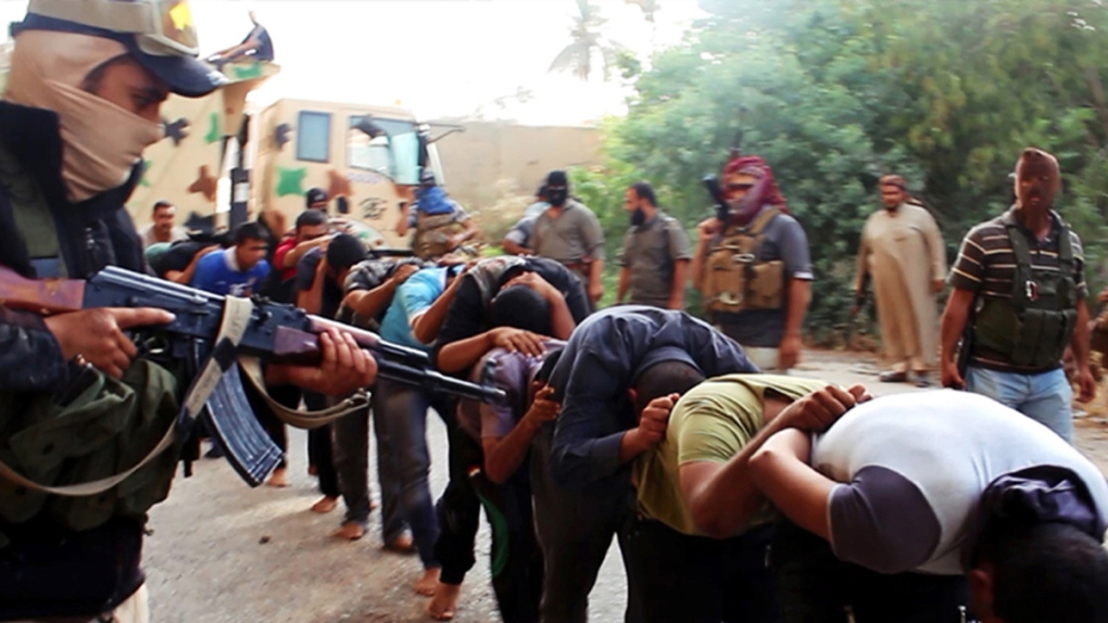 Islamic State accused of Iraqi soldier massacre