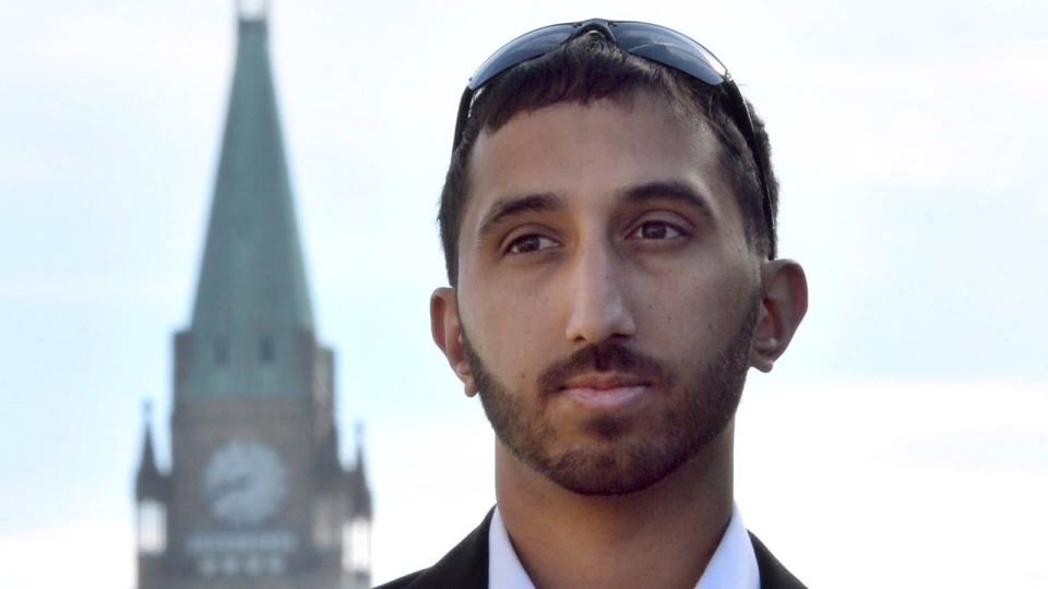 Ottawa man fights for Canadian citizenship