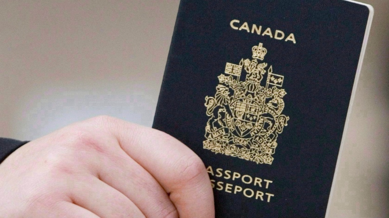 Ottawa to revoke suspected extremists passports