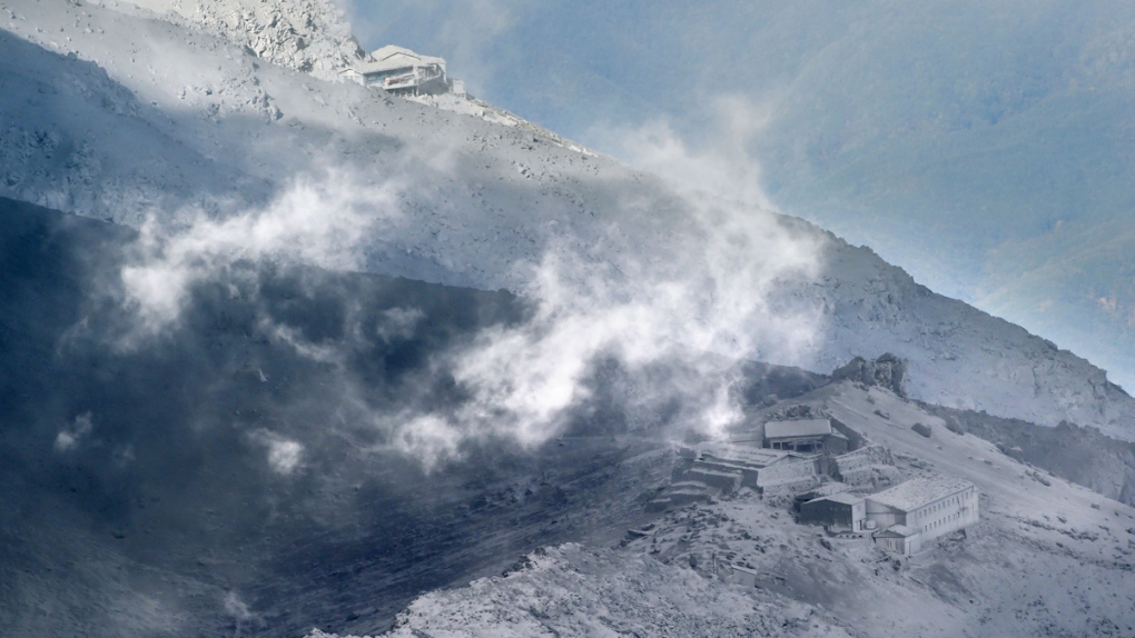 Peak of Mount Ontake covered in volcanic gases