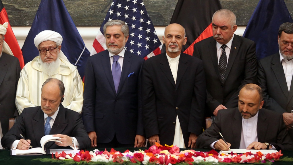 U.S. signs security pact with Afghanistan