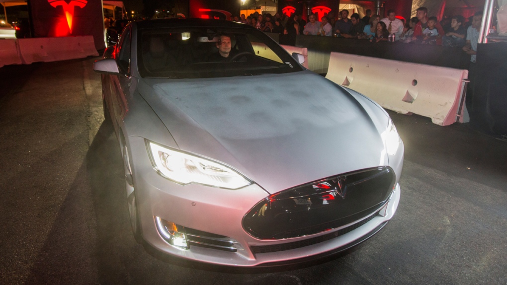 Test-driving the new Tesla Motors Model 'D'