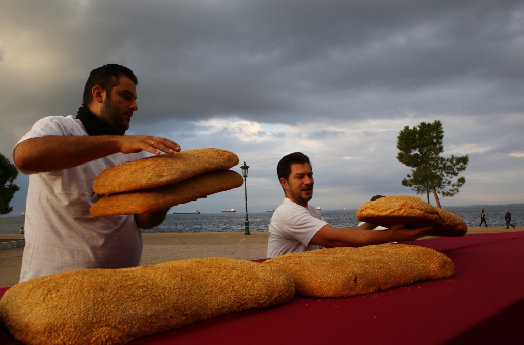Greek bread baked for Guinness world record