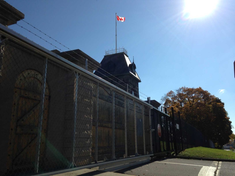 The gates at Wolseley Barracks in London, Ont. were briefly closed after the shootings on Parliament Hill on Wednesday, Oct. 22, 2014. (Chuck Dickson / CTV London)