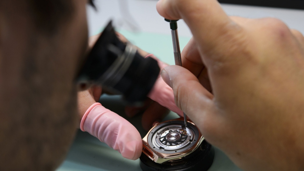 Swiss want watchmaking, yodelling recognized