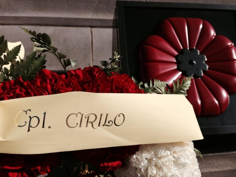 A flower arrangement sits at the foot of the cenotaph in Windsor, Ont. on Thursday, Oct. 23, 2014. (Michelle Maluske/ CTV Windsor)