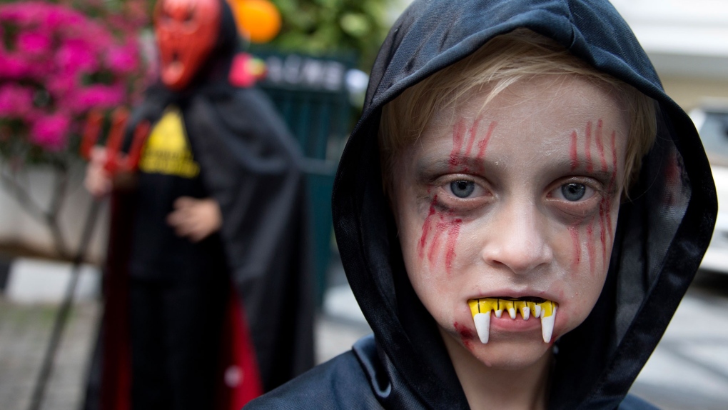 Maps help estimate how many trick-or-treaters to expect