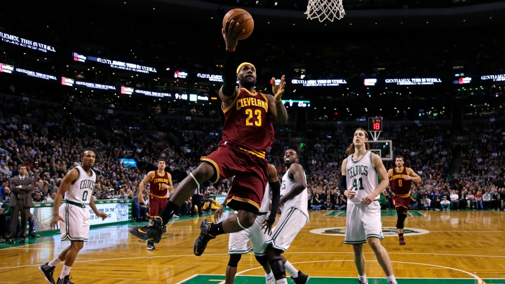 Rajon Rondo's buzzer-beater lifts Lakers over Celtics in Boston