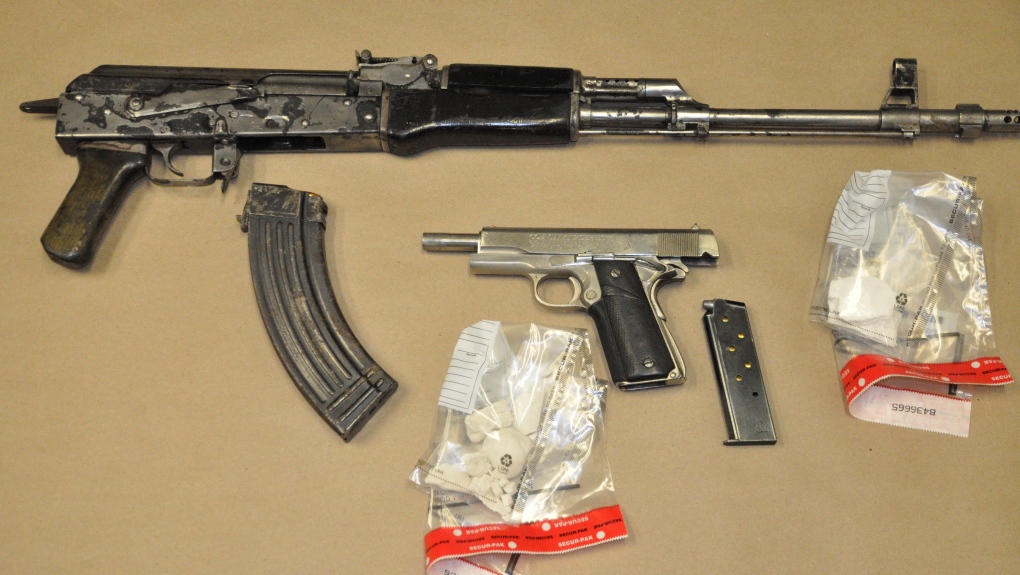 GUns and drugs seized