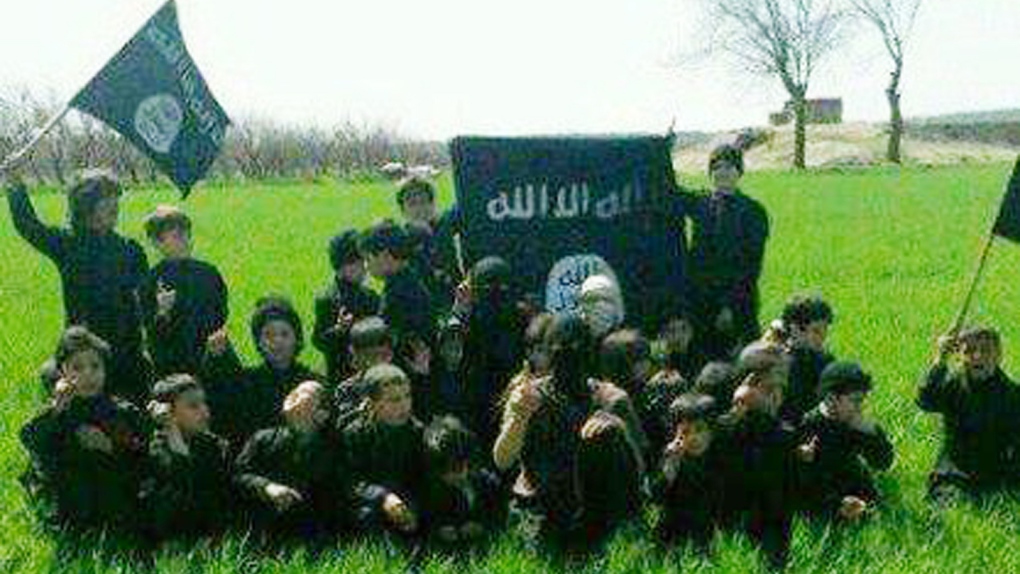 ISIS recruit kids in Syria, Iraq