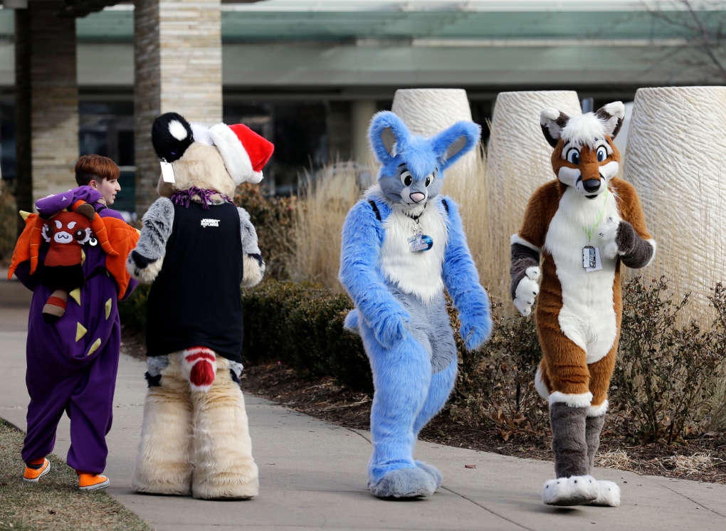 Chlorine gas sickens many at Furry convention