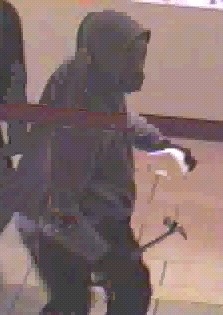 suspects/Suspect 4 avec marteau.jpg