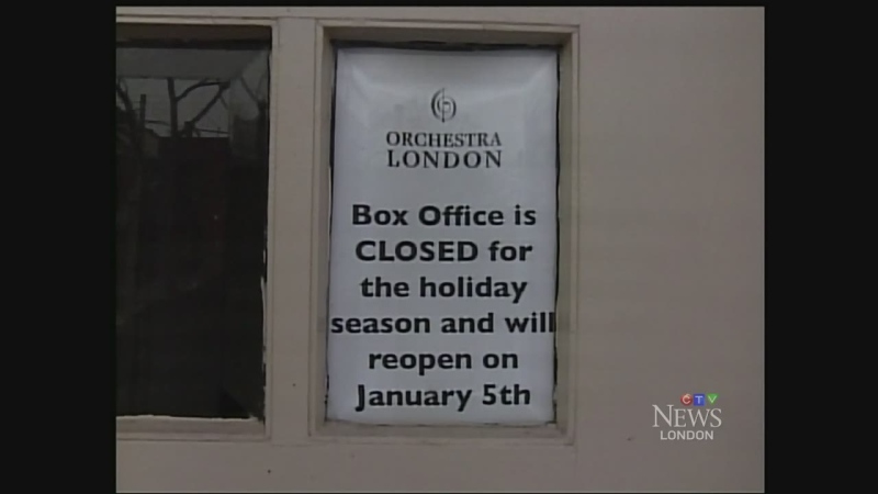 A 'Closed' sign is visible at Centennial Hall in London, Ont. on Friday, Dec. 12, 2014. (Daryl Newcombe / CTV London)