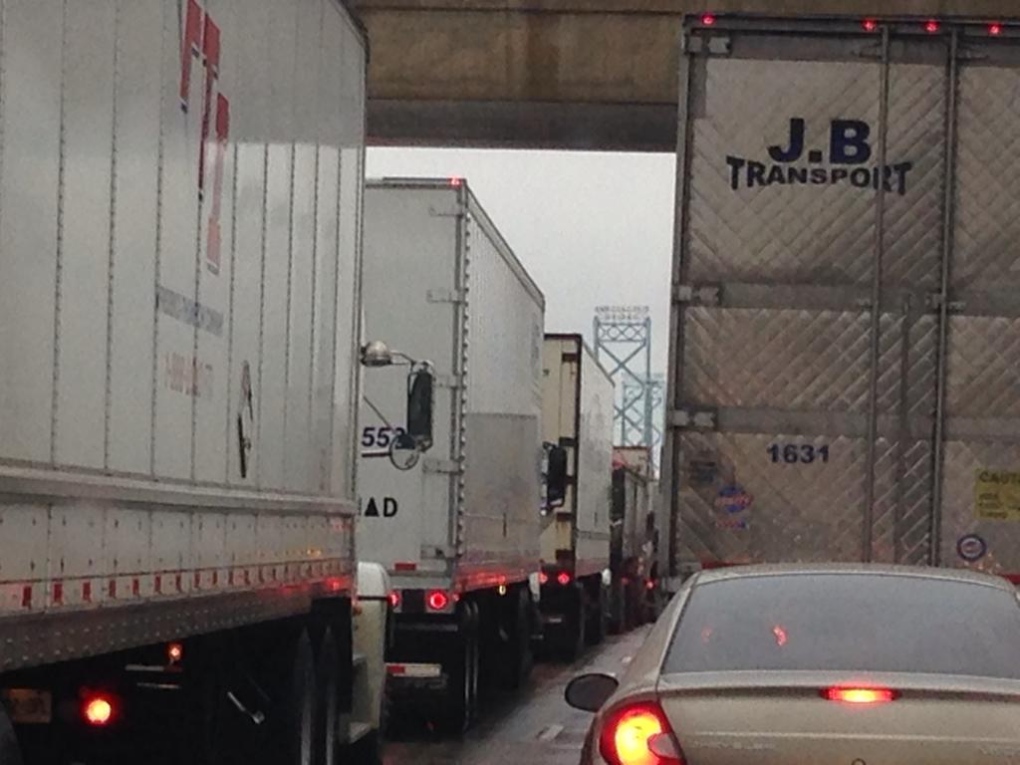 Ambassador bridge truck traffic