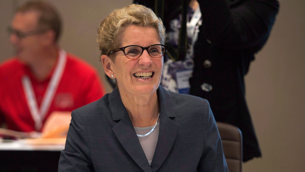 Wynne will investigate Beer Store-LCBO deal