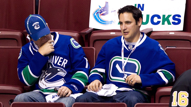 With Canucks out of post-season, fans from other NHL teams bring playoff  fever to Vancouver - BC