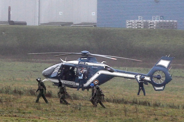 Forces take positions in Dammartin-en-Goele