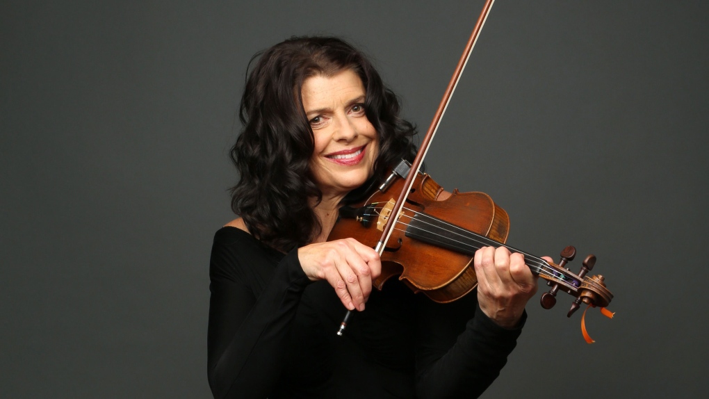 Toronto fiddler Anne Lindsay goes solo