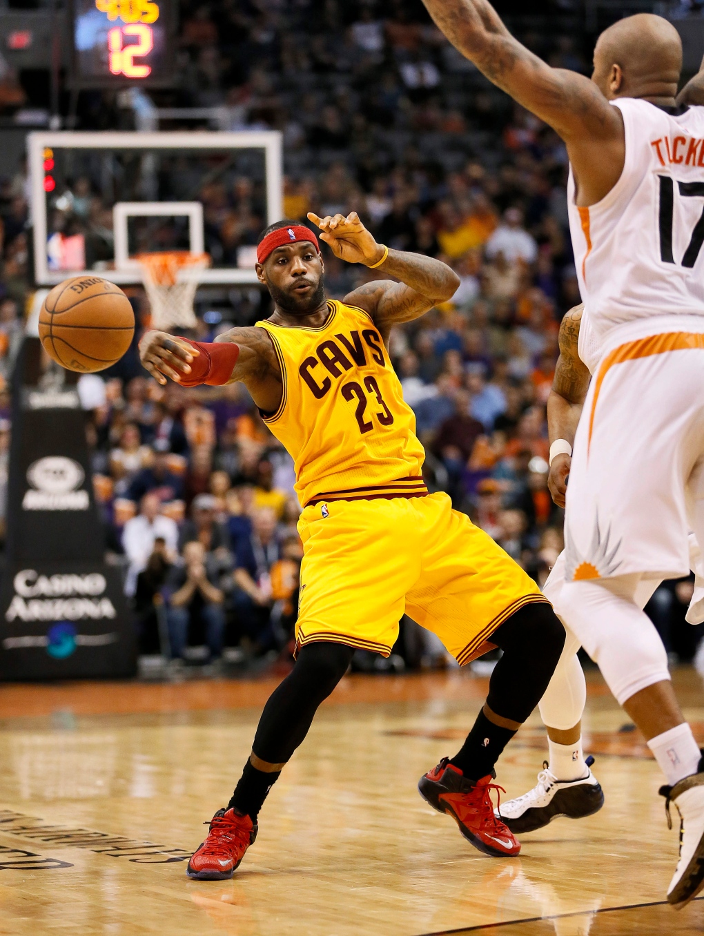 NBA scores: LeBron's return not enough to get Cavs past Suns | CTV News